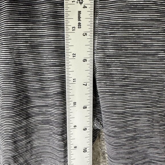 Lululemon Pants Womens 6 Gray Black Running Leggings Zip Pockets Mesh Panel - Picture 3 of 9